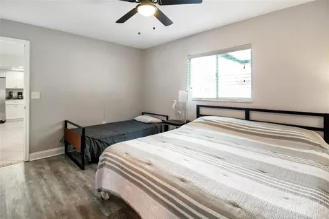 7036 13th Street E Sarasota FL 34243