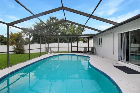 7036 13th Street E Sarasota FL 34243
