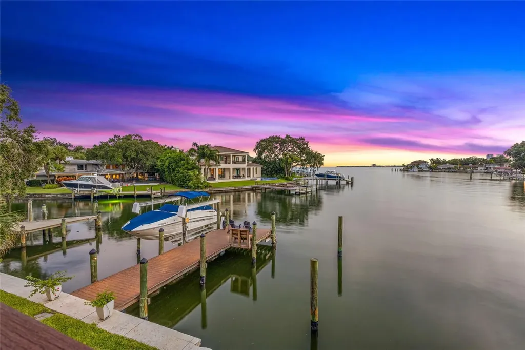 1365 Brightwaters Boulevard NE St Petersburg FL 33704