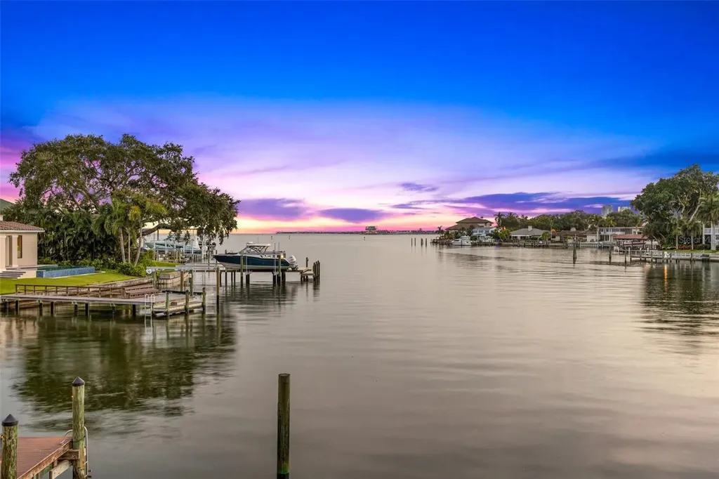1365 Brightwaters Boulevard NE St Petersburg FL 33704
