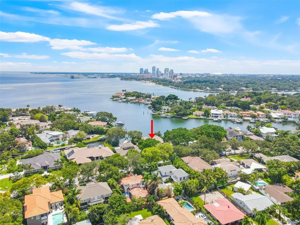 1365 Brightwaters Boulevard NE St Petersburg FL 33704