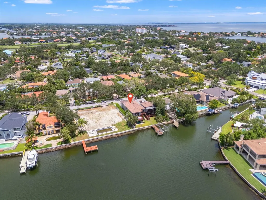 1365 Brightwaters Boulevard NE St Petersburg FL 33704