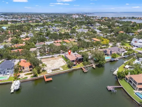 1365 Brightwaters Boulevard NE St Petersburg FL 33704