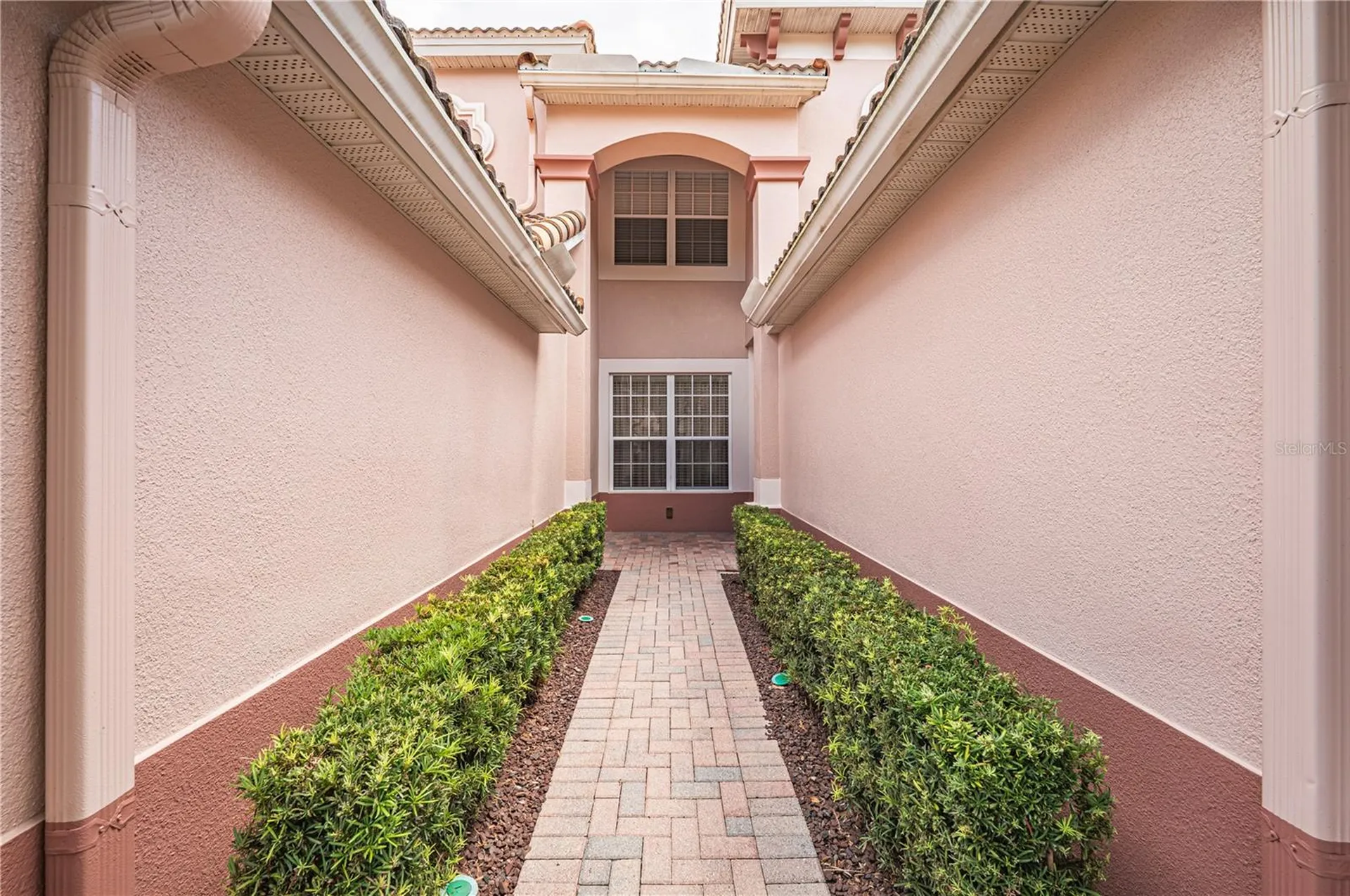 1323 Gilford Point Lane Davenport FL 33896