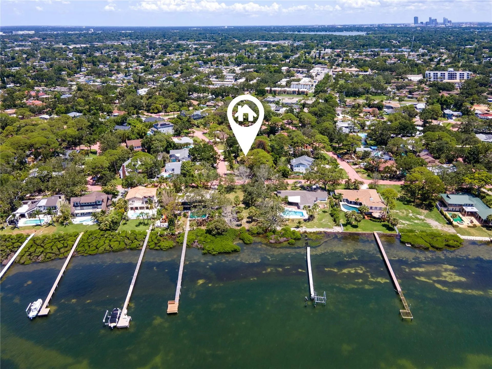 1125L Friendly Way S St Petersburg FL 33705