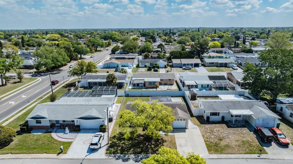 9330 Saint Regis Lane Port Richey FL 34668