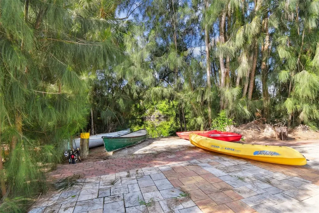 5909 Mohr Road Tampa FL 33615