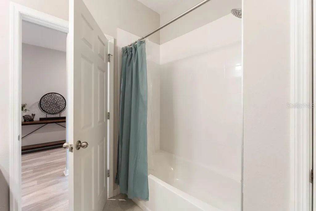245 Messina Place Howey In The Hills FL 34737