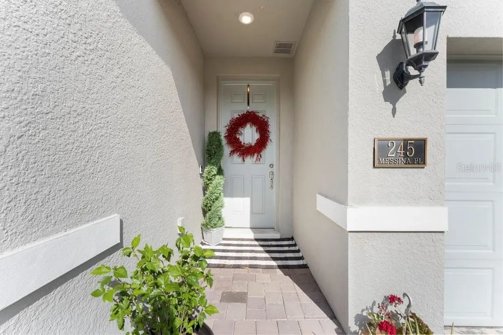 245 Messina Place Howey In The Hills FL 34737