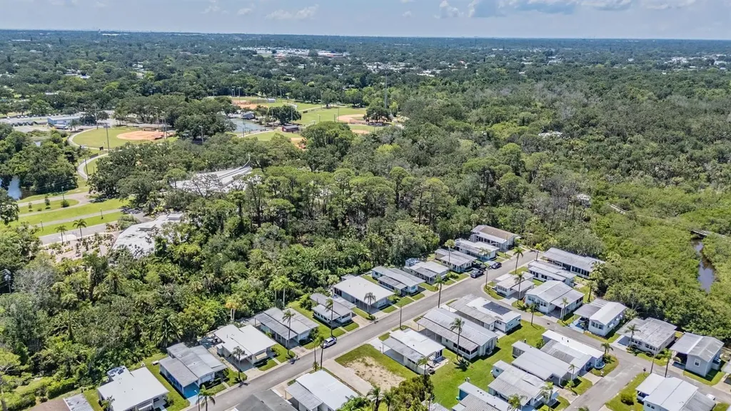 605 Michigan Boulevard Dunedin FL 34698