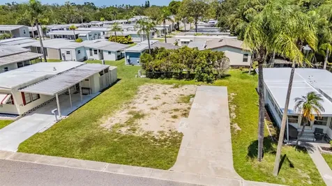 605 Michigan Boulevard Dunedin FL 34698
