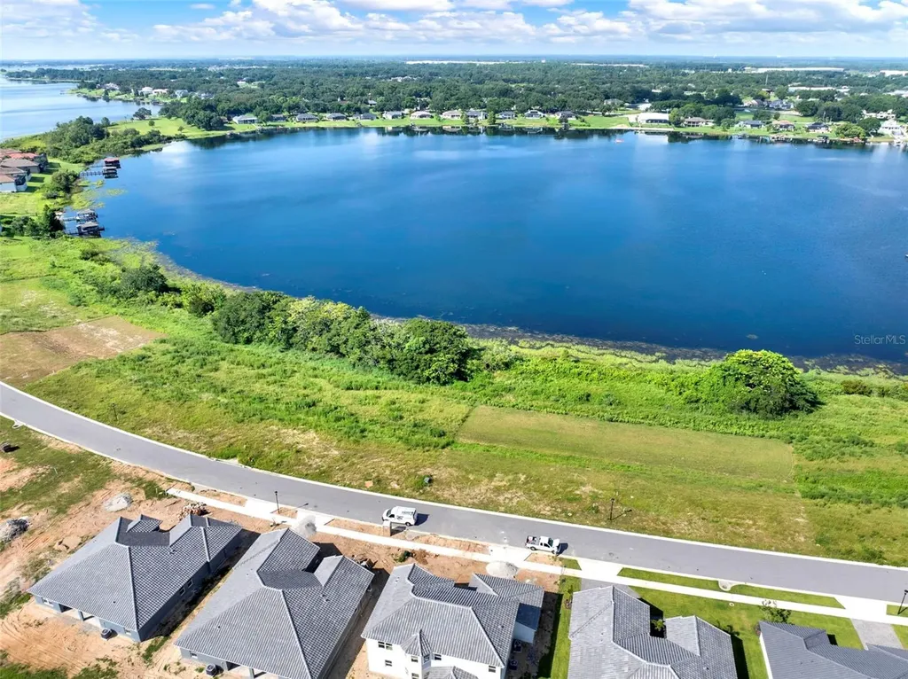4283 Juliana Lake Drive Auburndale FL 33823
