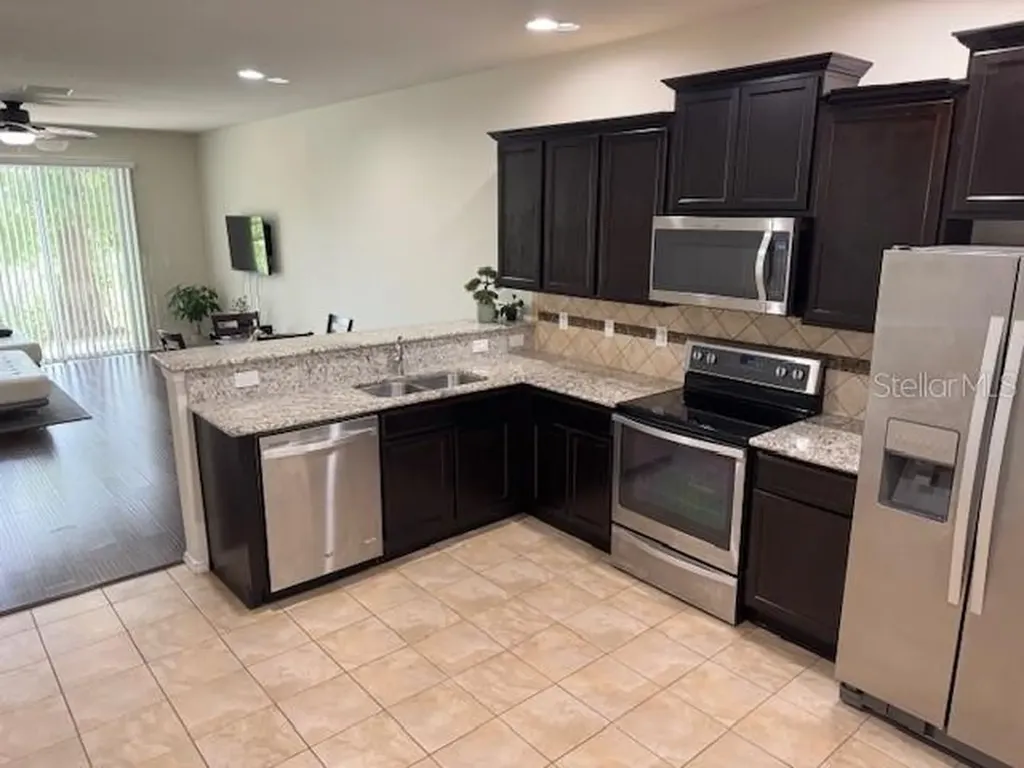 8723 Turnstone Haven Place Tampa FL 33619