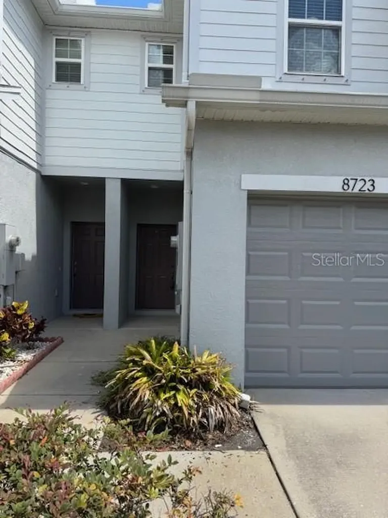 8723 Turnstone Haven Place Tampa FL 33619