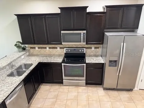 8723 Turnstone Haven Place Tampa FL 33619