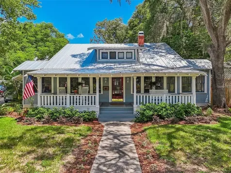 119 W Powhatan Avenue Tampa FL 33604