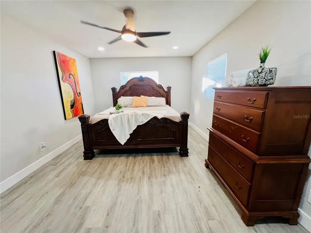 10341 Kumquat Lane Seminole FL 33772