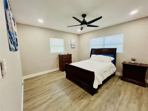 10341 Kumquat Lane Seminole FL 33772