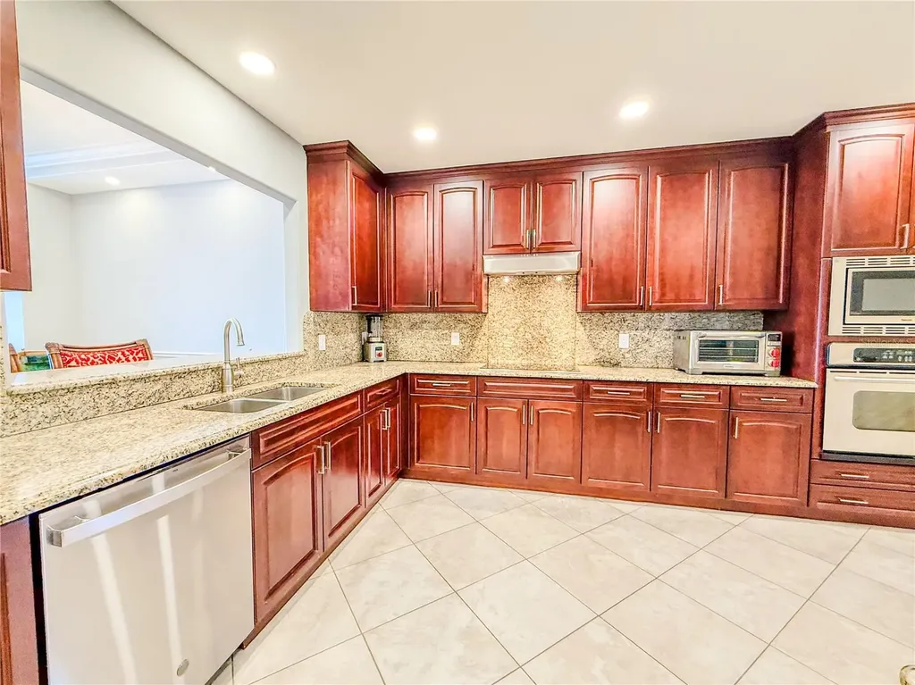 8755 The Esplanade Orlando FL 32836