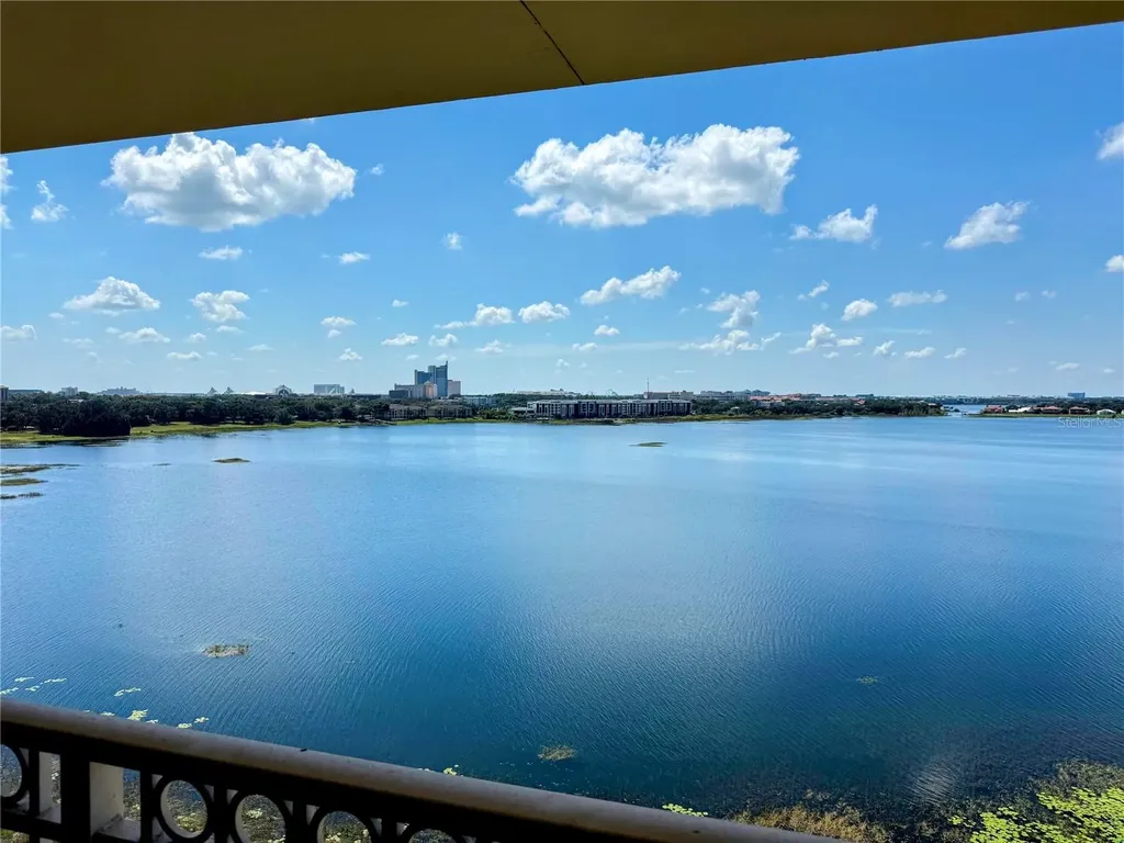 8755 The Esplanade Orlando FL 32836