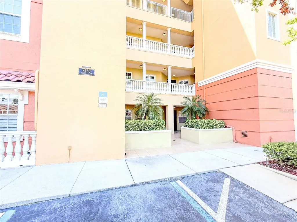 8755 The Esplanade Orlando FL 32836
