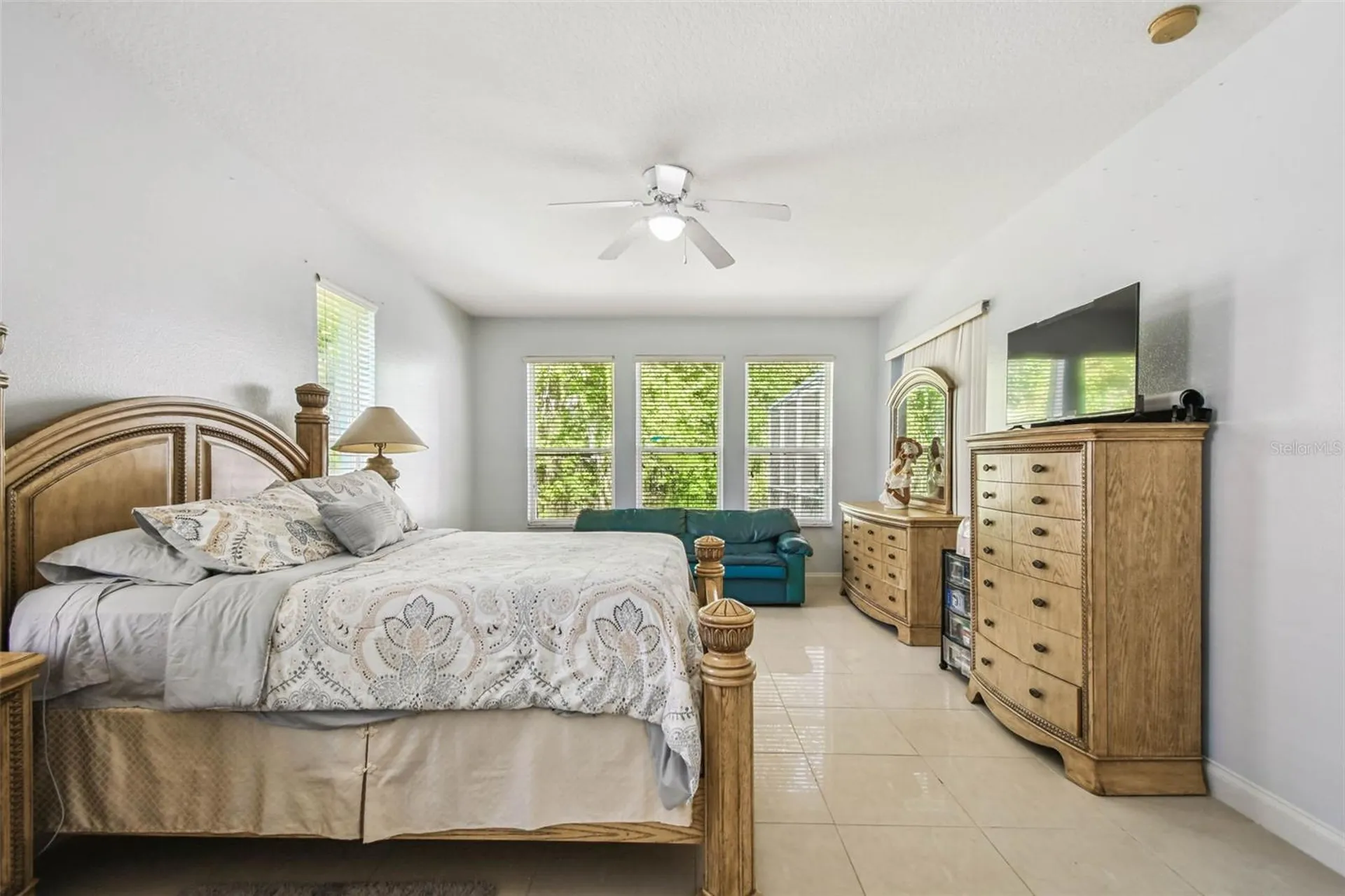 10526 Greencrest Drive Tampa FL 33626