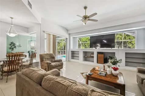 10526 Greencrest Drive Tampa FL 33626