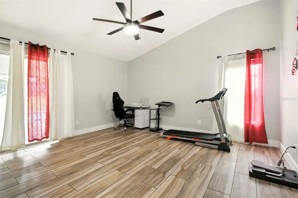 6084 Brookhill Circle Orlando FL 32810