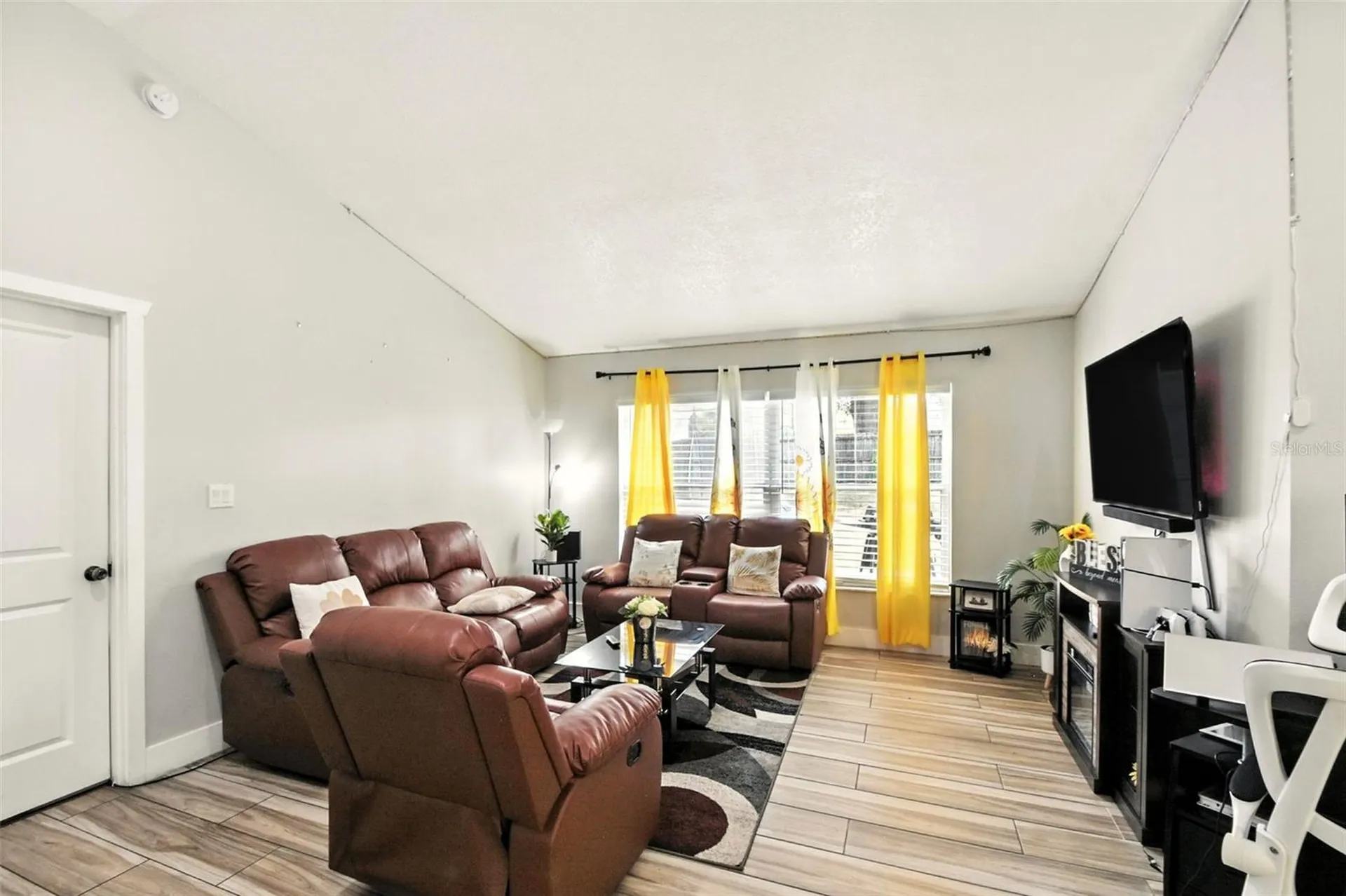 6084 Brookhill Circle Orlando FL 32810