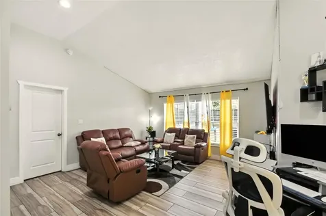 6084 Brookhill Circle Orlando FL 32810