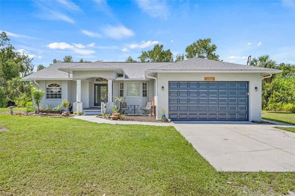 2903 36th Avenue SE Ruskin FL 33570