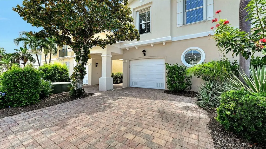 1531 Burgos Drive Sarasota FL 34238