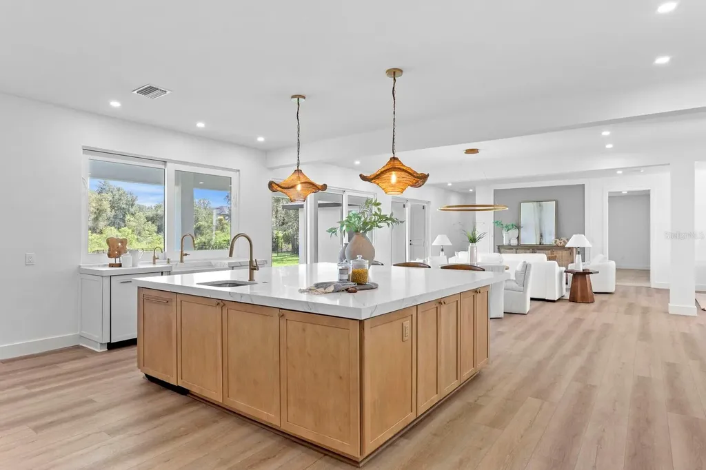 2202 Newberger Road Lutz FL 33549
