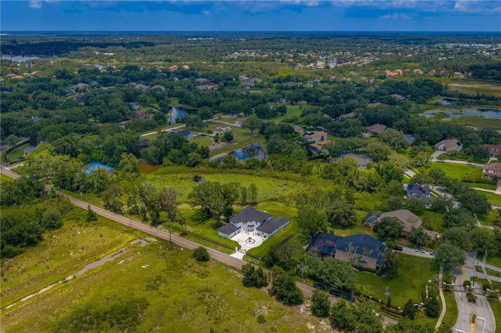 2202 Newberger Road Lutz FL 33549