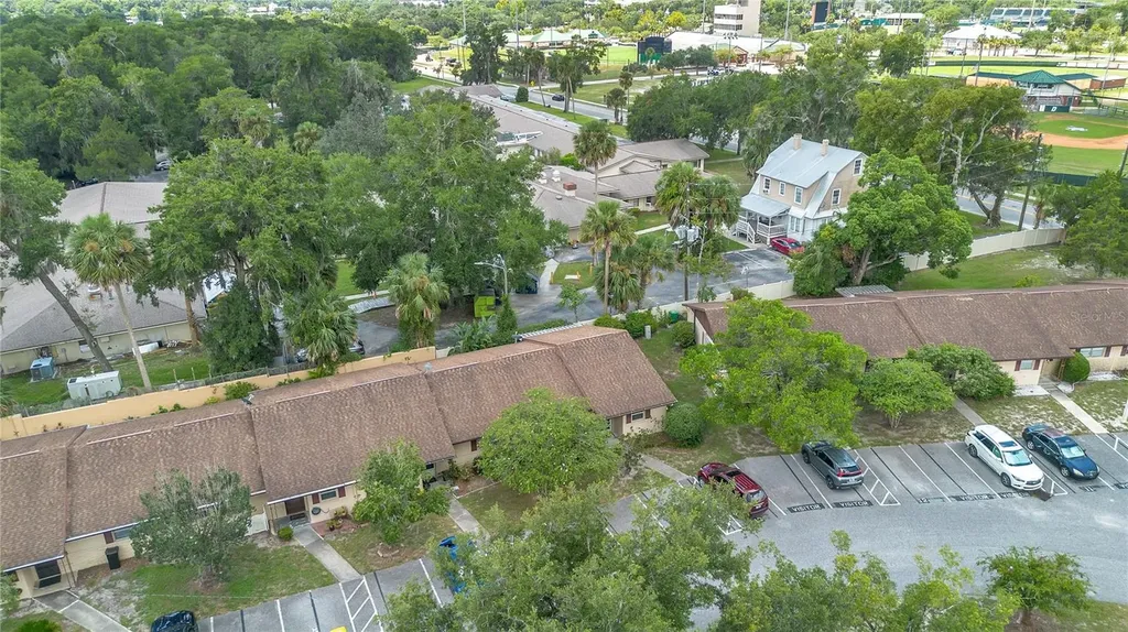 13 Villa Villar Court Deland FL 32724