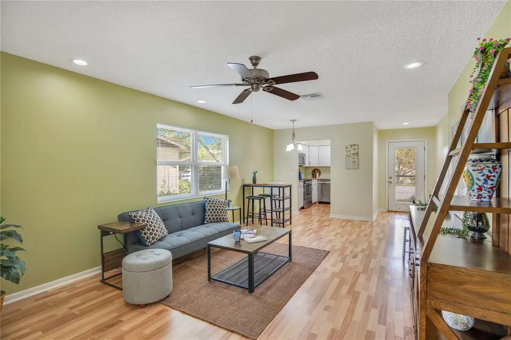 13 Villa Villar Court Deland FL 32724
