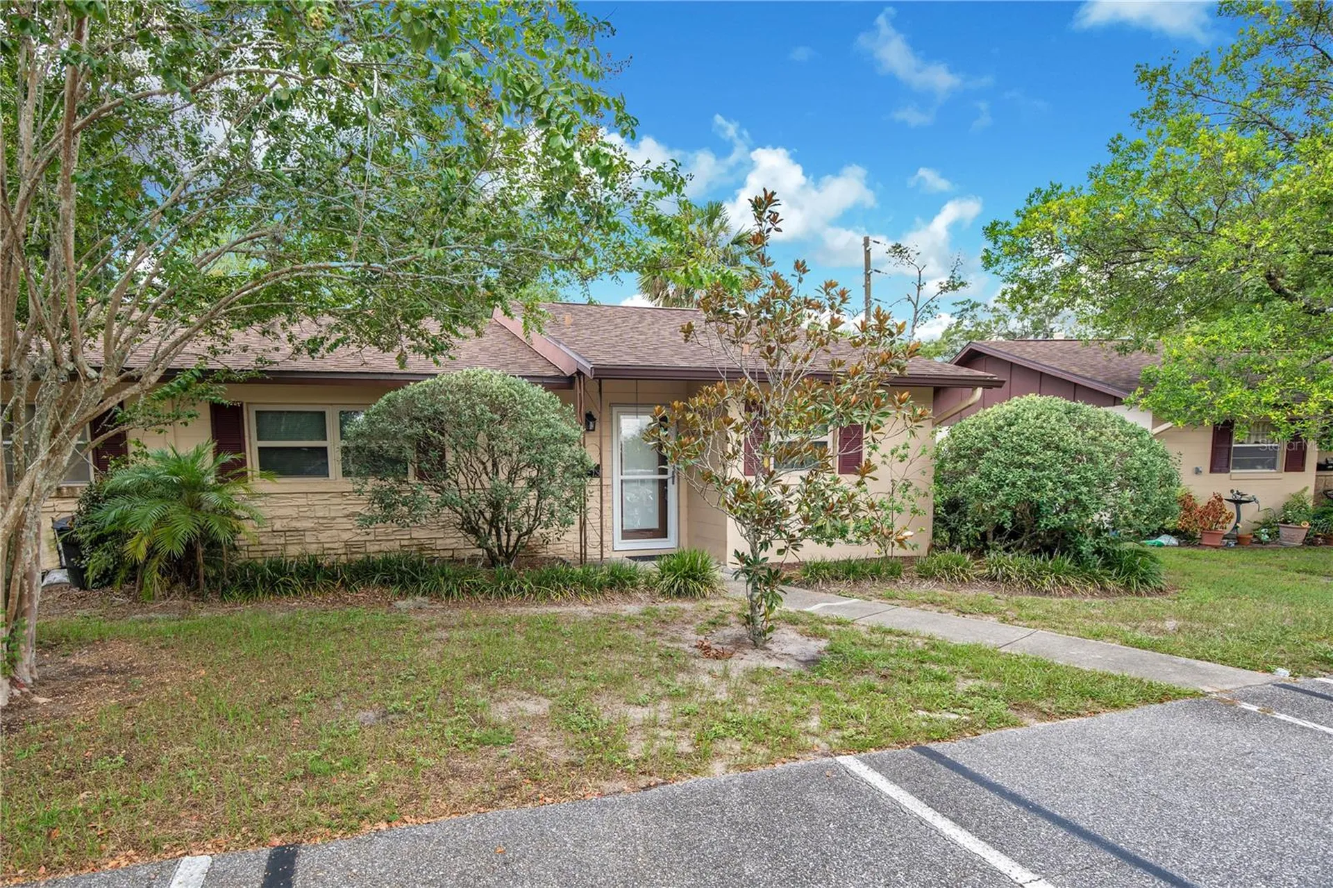 13 Villa Villar Court Deland FL 32724