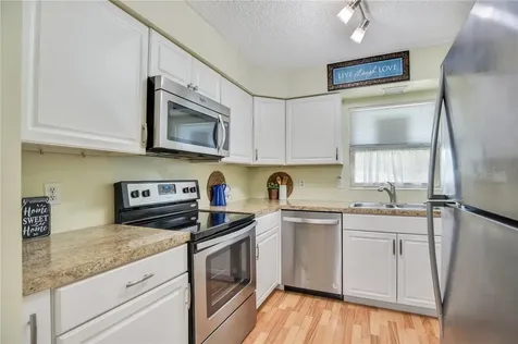 13 Villa Villar Court Deland FL 32724