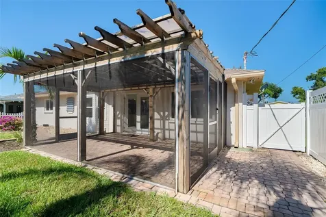 1047 Montana Avenue Englewood FL 34223