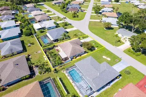 1047 Montana Avenue Englewood FL 34223
