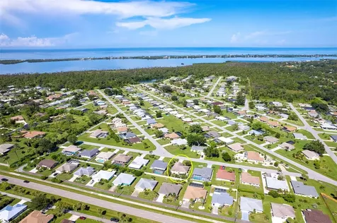 1047 Montana Avenue Englewood FL 34223
