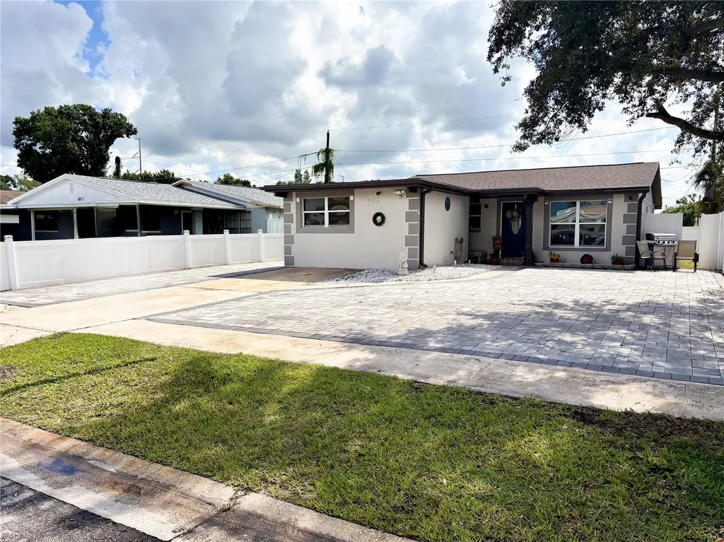 6809 N Thatcher Avenue Tampa FL 33614
