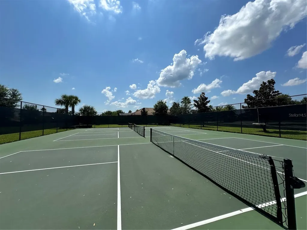1068 Quaker Ridge Lane Davenport FL 33896