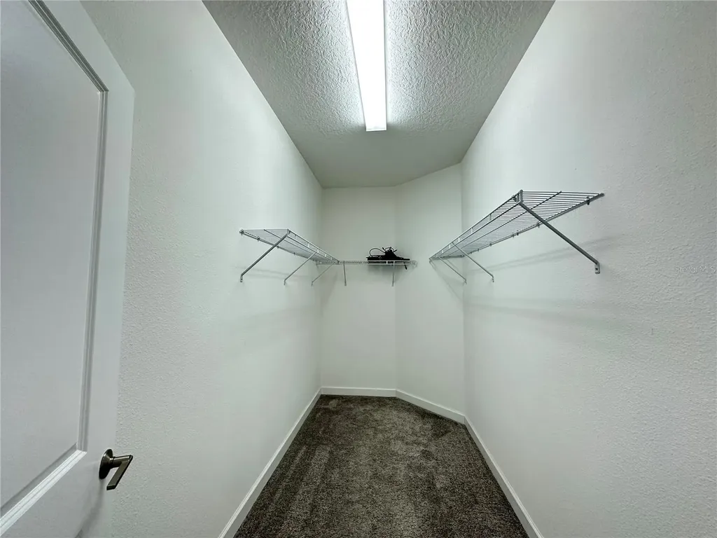 1068 Quaker Ridge Lane Davenport FL 33896