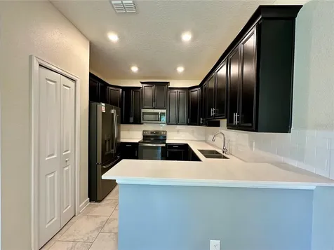 1068 Quaker Ridge Lane Davenport FL 33896