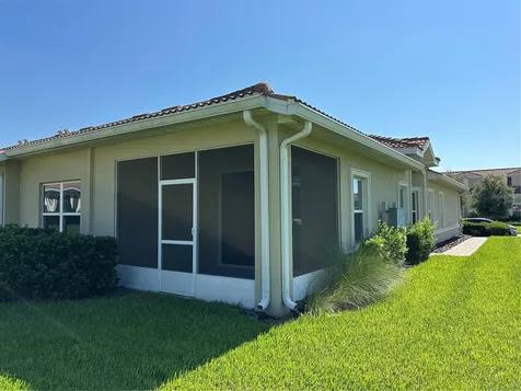 1068 Quaker Ridge Lane Davenport FL 33896