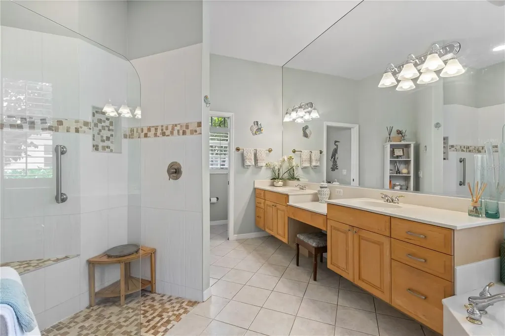 4715 Halyard Drive Bradenton FL 34208