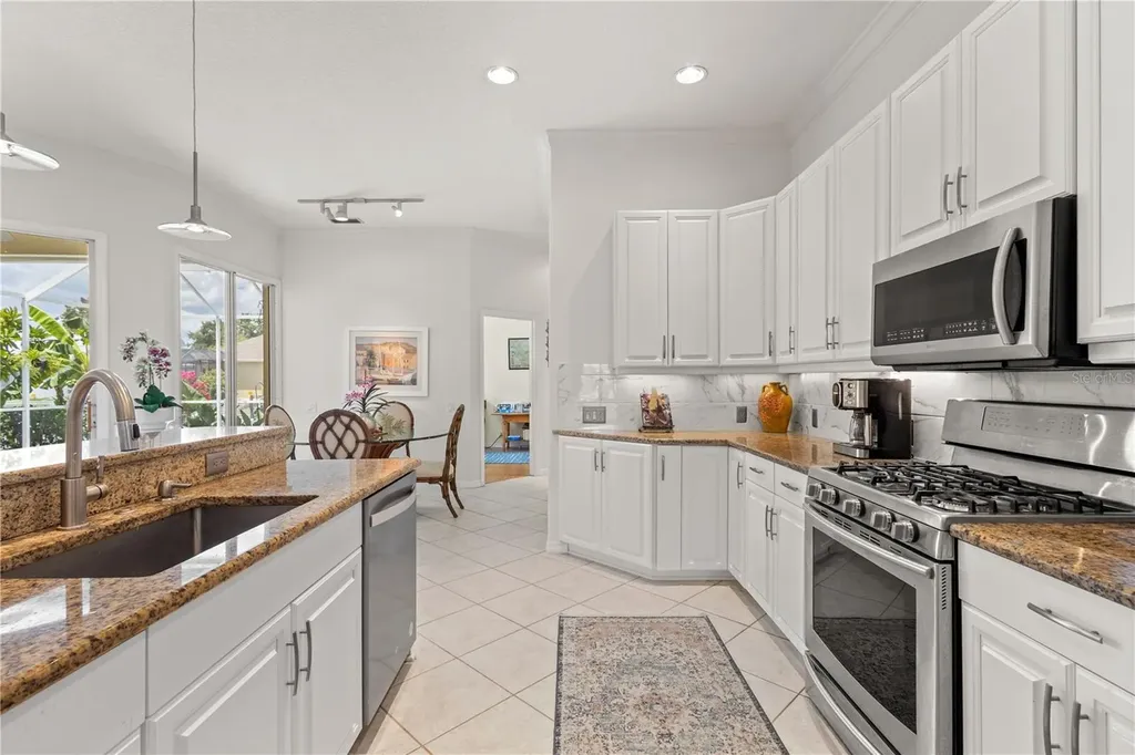 4715 Halyard Drive Bradenton FL 34208