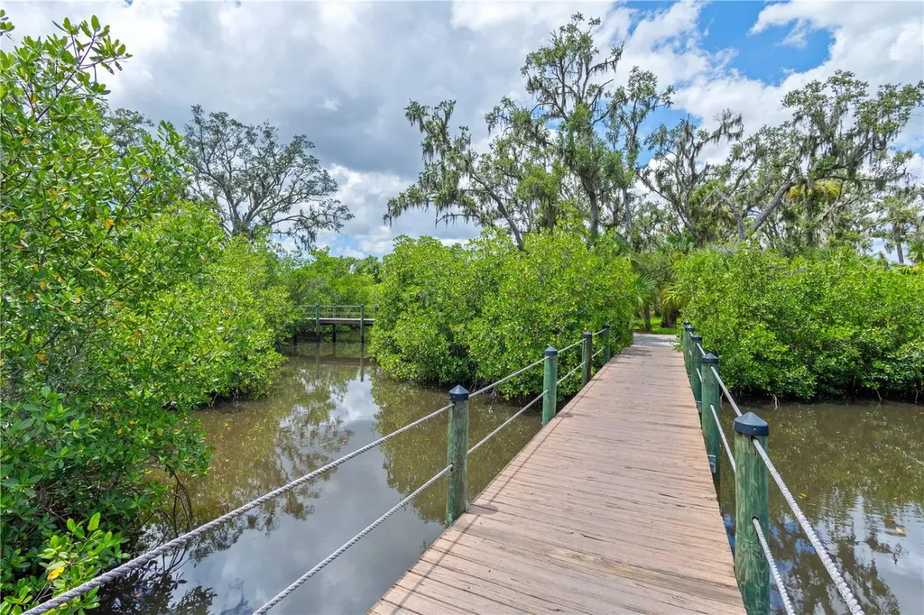 4715 Halyard Drive Bradenton FL 34208