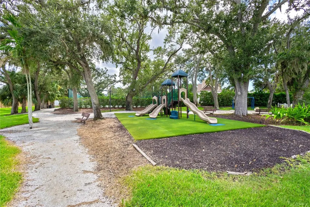 4715 Halyard Drive Bradenton FL 34208